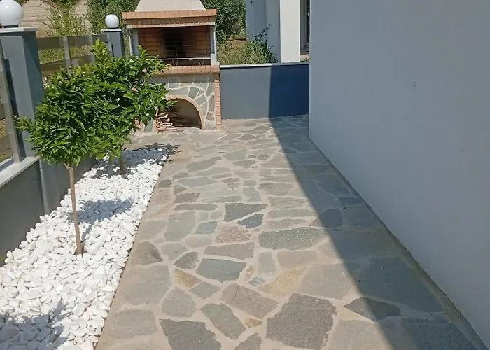 Sun House Villa